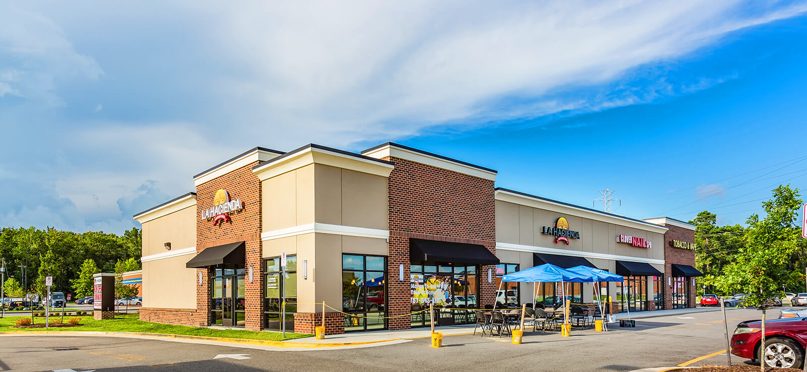 Greenbrier Square Building 100 Shopping Center Exterior in Chesapeake, VA