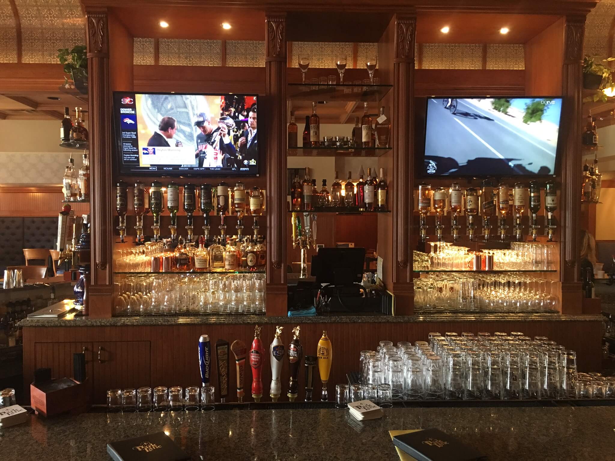 Park Lane Tavern restaurant interior in Arlington, VA