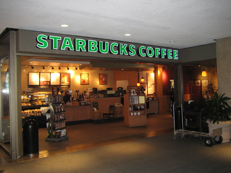 Airport Starbucks Coffee restaurant built out
