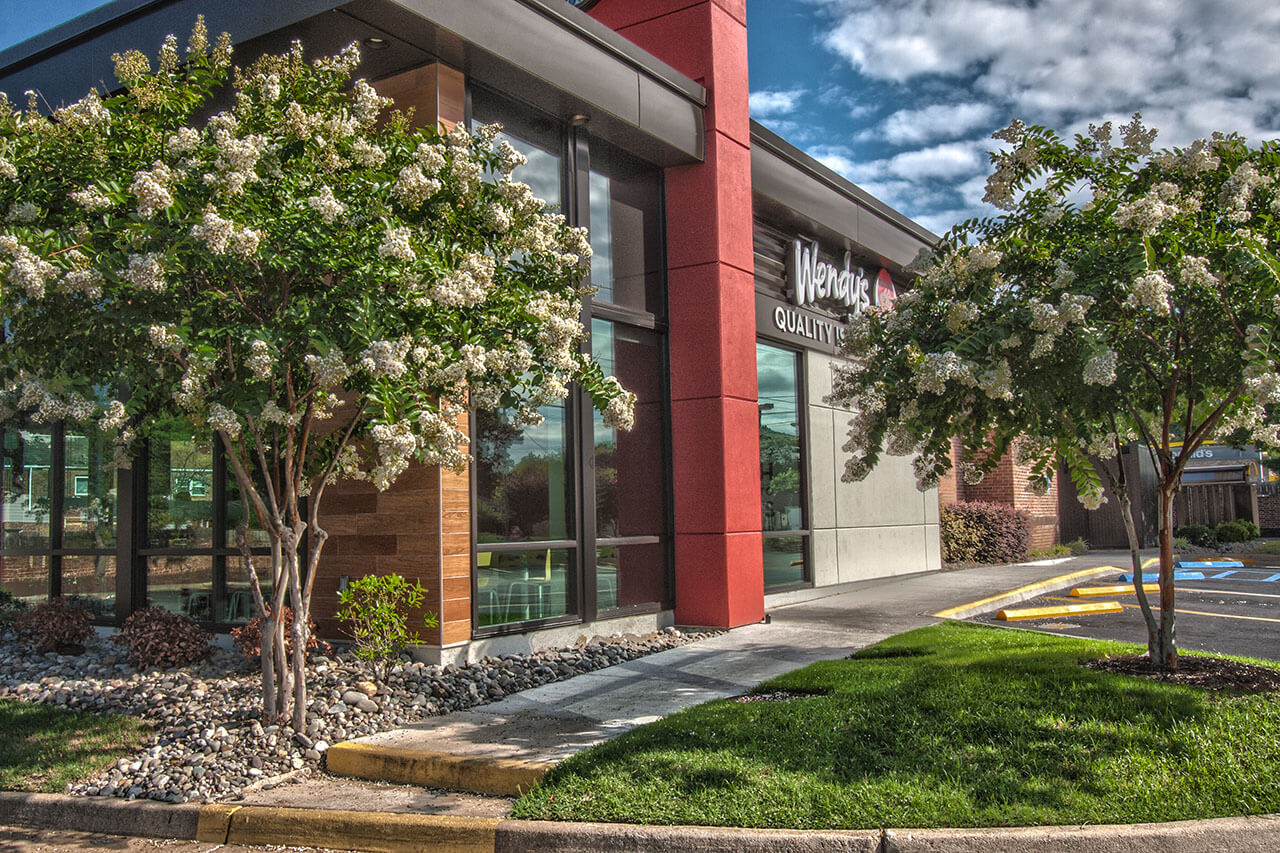 Wendy's restaurant exterior